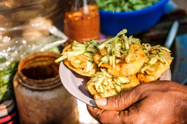 Güney Asya Hindistan Bangladeş Sokak Yemekleri Bhelpuri Panipuri Golgappa