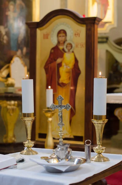 Preparación para el bautismo en la Iglesia Ortodoxa —  Fotos de Stock