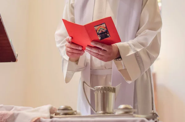 Process of Baptism in the Catholic Church — Stock Photo, Image