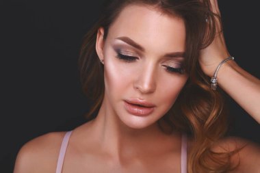 güzel narin kadın portresi