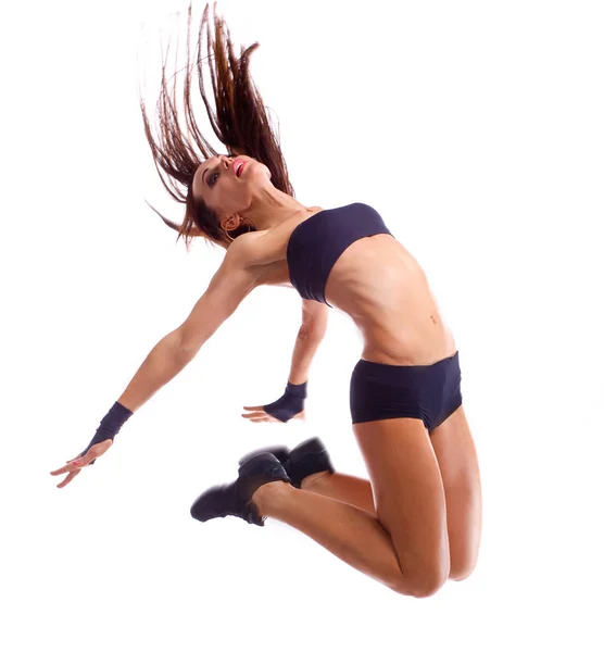 Snygg och ung modern stil dansare hoppning — Stockfoto