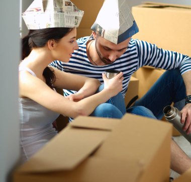 Çift katta oturan ev taşıma