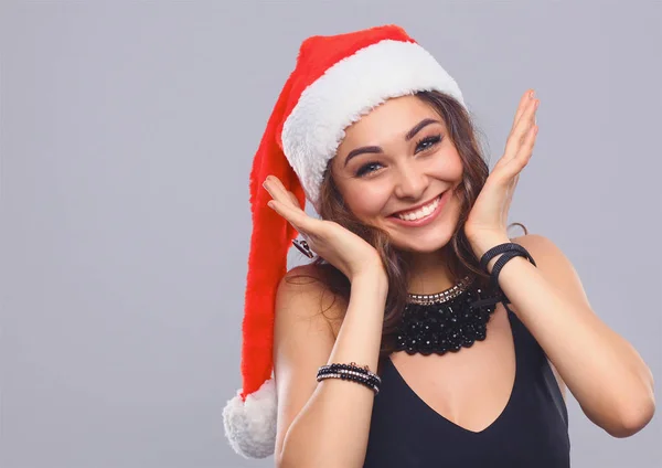 Porträt der schönen weiblichen Modell tragen Weihnachtsmütze — Stockfoto