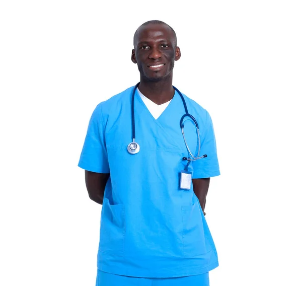 Portret lekarza stojącego na białym tle — Zdjęcie stockowe