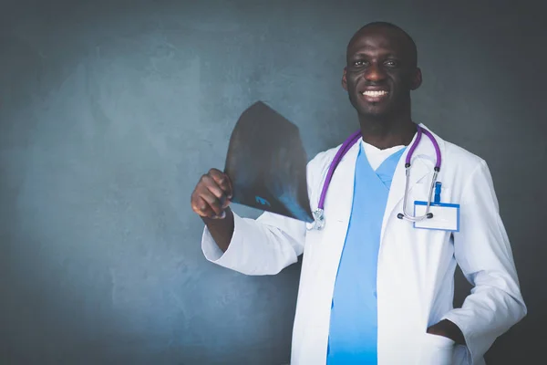 アフリカ系アメリカ人医療従事者x線 — ストック写真