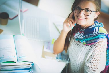 Kadın Üniversitesi'nde cep telefonu kullanımı. Öğrenci. Üniversitesi