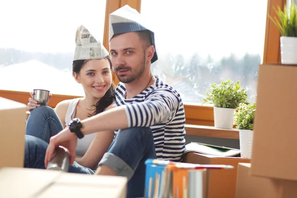 İki katta oturan ev taşıma. Çift