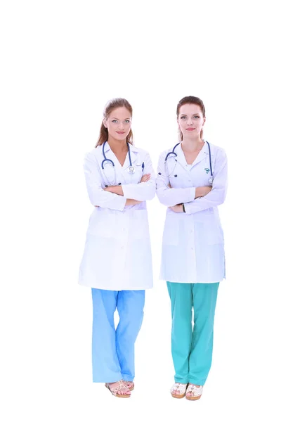 Dwie młode kobiety lekarz, stojące w szpitalu — Zdjęcie stockowe