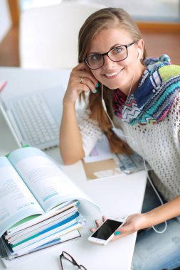 Kadın Üniversitesi'nde cep telefonu kullanımı. Öğrenci. Üniversitesi