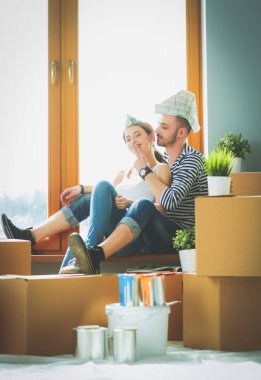 İki katta oturan ev taşıma. Çift