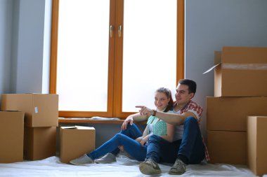 İki katta oturan ev taşıma. Çift