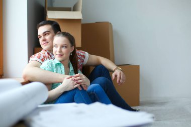 İki katta oturan ev taşıma. Çift