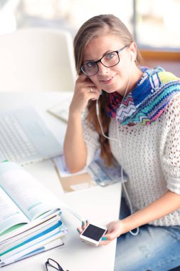 Kadın Üniversitesi'nde cep telefonu kullanımı. Öğrenci. Üniversitesi