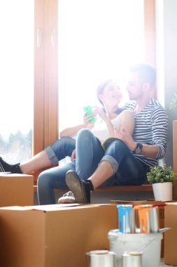 İki katta oturan ev taşıma. Çift