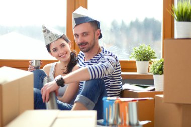 İki katta oturan ev taşıma. Çift