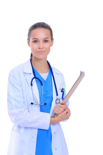 Médecin féminin avec presse-papiers. Femme médecin — Photo
