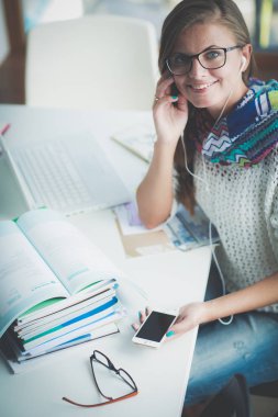 Kadın Üniversitesi'nde cep telefonu kullanımı. Öğrenci. Üniversitesi