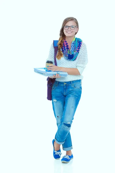 Bella giovane donna con libri, isolata su sfondo bianco. Studente — Foto Stock
