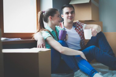 İki katta oturan ev taşıma. Çift