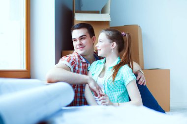 İki katta oturan ev taşıma. Çift