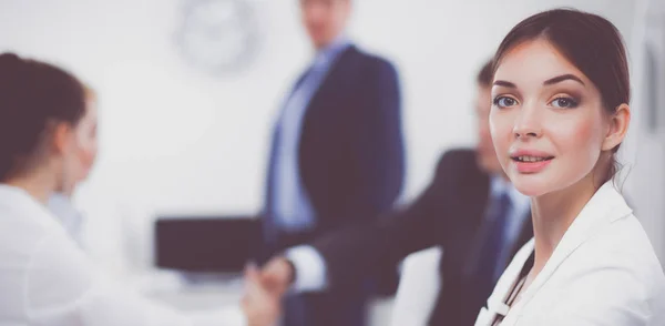 Business people shaking hands, finishing up a meeting — Stock Photo, Image