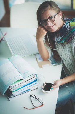 Kadın Üniversitesi'nde cep telefonu kullanımı. Öğrenci. Üniversitesi