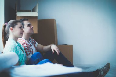 İki katta oturan ev taşıma. Çift