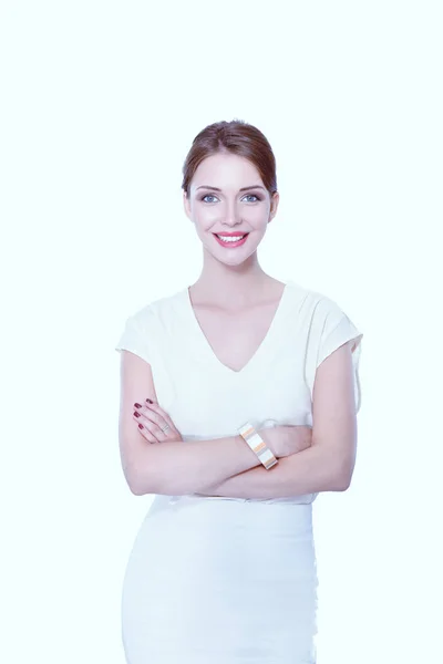 Attraktive Geschäftsfrau steht an Wand im Büro — Stockfoto