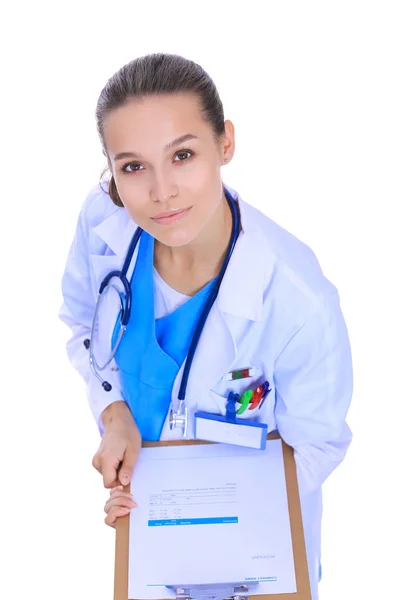 Doctora con portapapeles. Mujer doctora — Foto de Stock