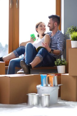 İki katta oturan ev taşıma. Çift