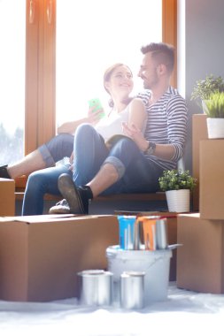 İki katta oturan ev taşıma. Çift