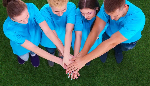 Az emberek kezét tömörülni. Üzleti emberek csapatmunka együttműködési kapcsolat fogalma. — Stock Fotó
