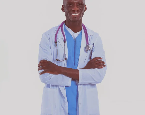 Portret van een arts, geïsoleerd op een witte achtergrond. Dokter. Kliniek — Stockfoto