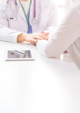 hasta ve doktor ilaç reçete kapat