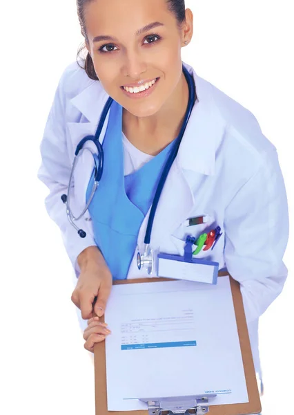 Médico feminino com área de transferência — Fotografia de Stock