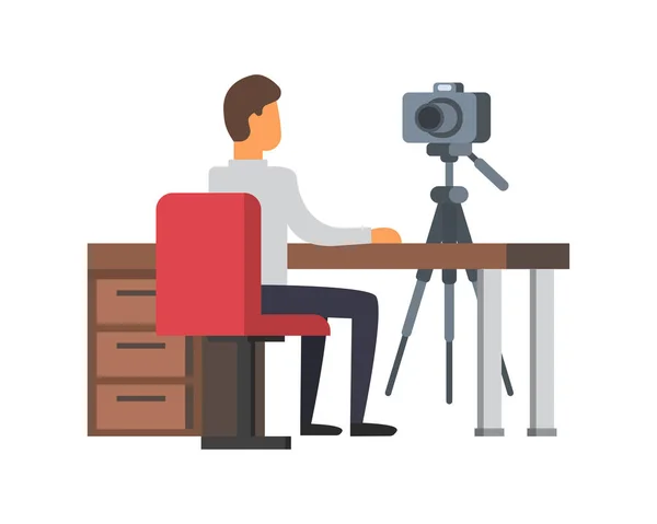 Video blogger che fa streaming. Illustrazione vettoriale Vlogger — Vettoriale Stock