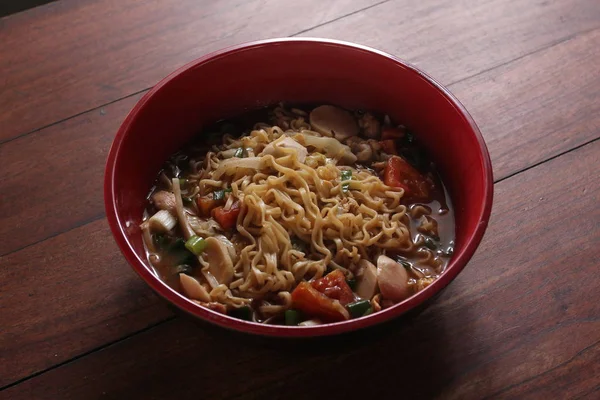 Homemade Asian Noodle on Red Bowl — стокове фото