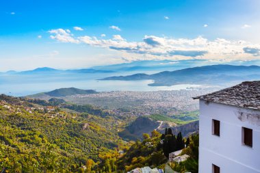 Yunanistan 'ın Pelion Mount kentinden Volos kent manzarası