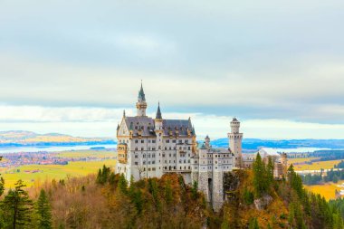 Neuschwanstein Kalesi Almanya'da ünlü Kalesi