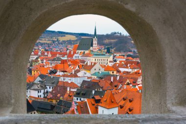 Cesky Krumlov tarihi merkez havadan görünümü