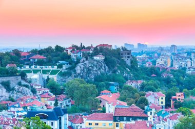 Sunrise panorama şehrin Plovdiv, Bulgaristan