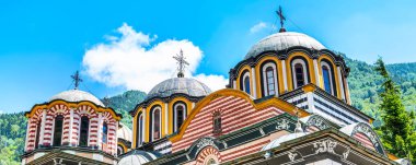 Kısmi görünümünü Kilisesi ünlü Rila Manastırı, Bulgaristan