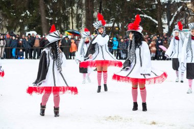Festivalde dans bayanlar