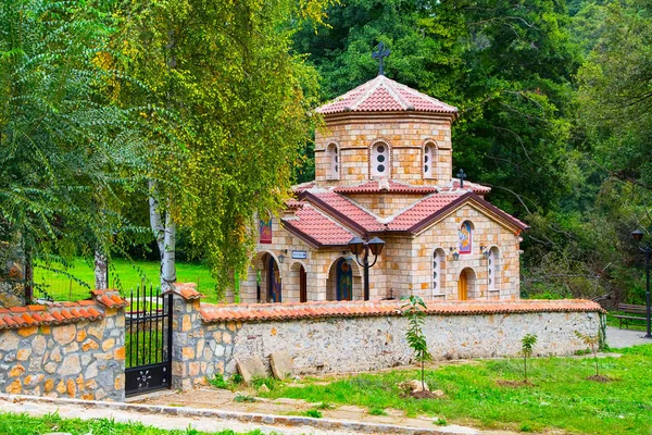 Εκκλησία στο μοναστήρι του Αγίου Ναούμ στην πρώην Γιουγκοσλαβική Δημοκρατία της Μακεδονίας — Φωτογραφία Αρχείου
