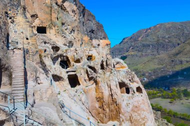 Vardzia mağara Manastırı ve şehir kaya, Georgia