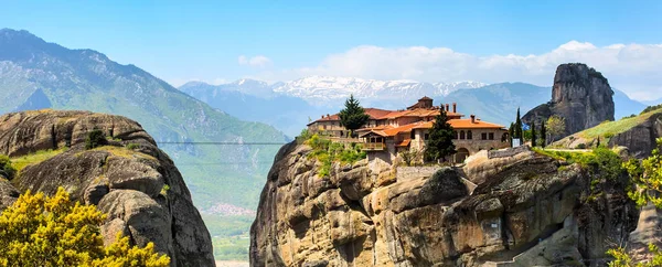 Agios Stefanos St Stefan Monastery on Meteora cliff, Greece — Stock Photo, Image