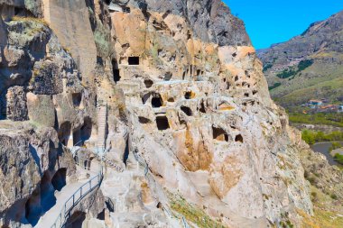 Vardzia mağara Manastırı ve şehir kaya, Georgia