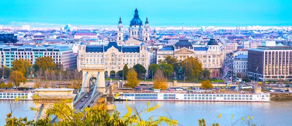Цепной мост через Дунай, Будапешт, Венгрия — стоковое фото