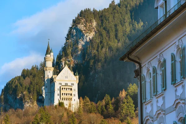 Famoso punto di riferimento della Baviera Castello di Neuschwanstein in Germania — Foto Stock