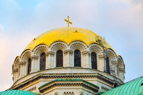 Arkitektoniska Detaljer för St. Alexander Nevski Cathedral i Sofia, Bulgarien — Stockfoto